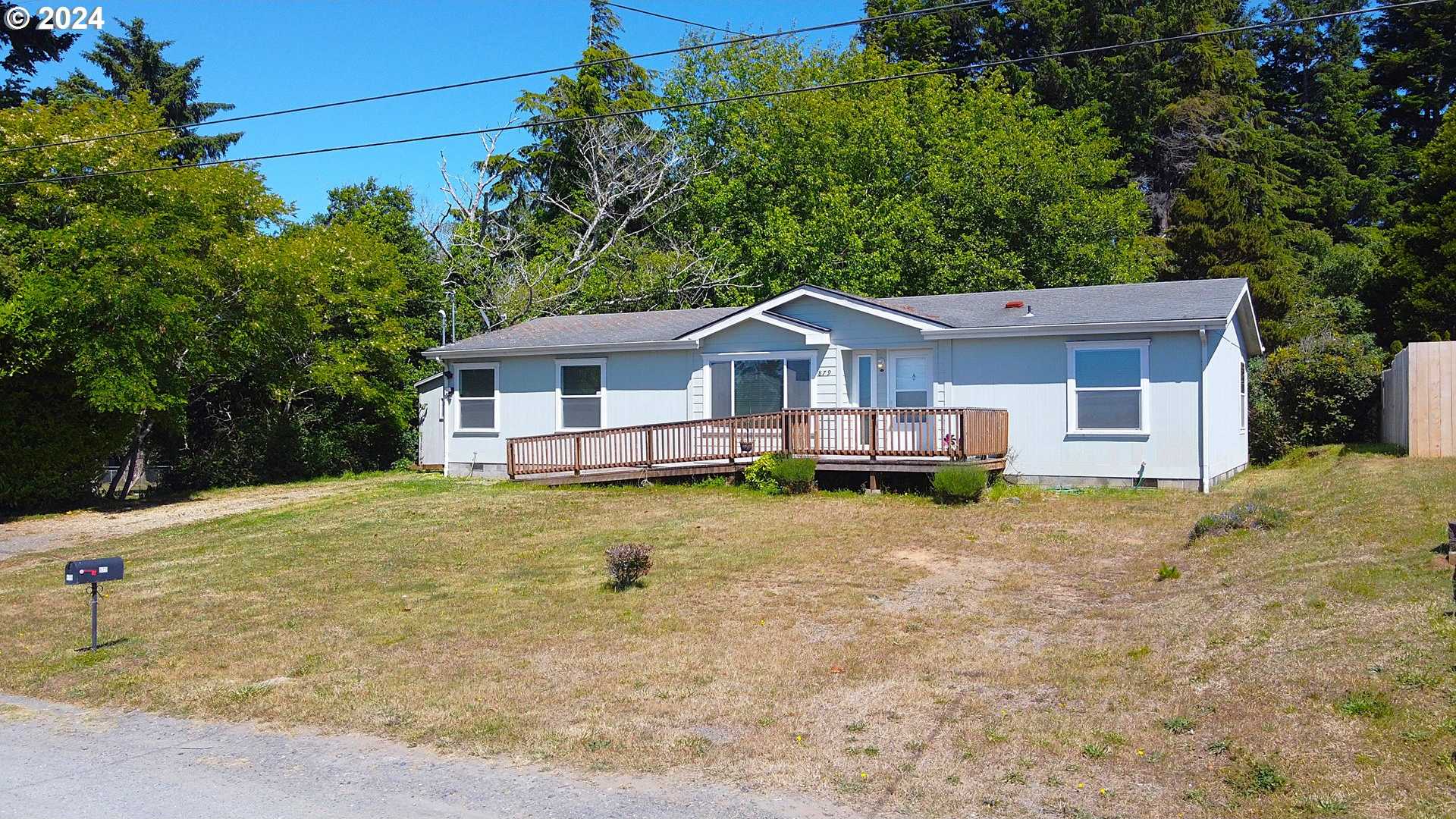 photo 1: 879 S MARPLE ST, Coos Bay OR 97420