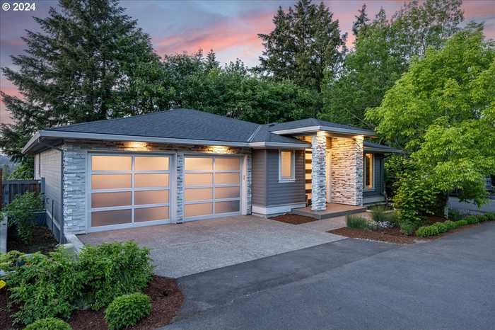 photo 1: 893 CEDAR ST, Lake Oswego OR 97034