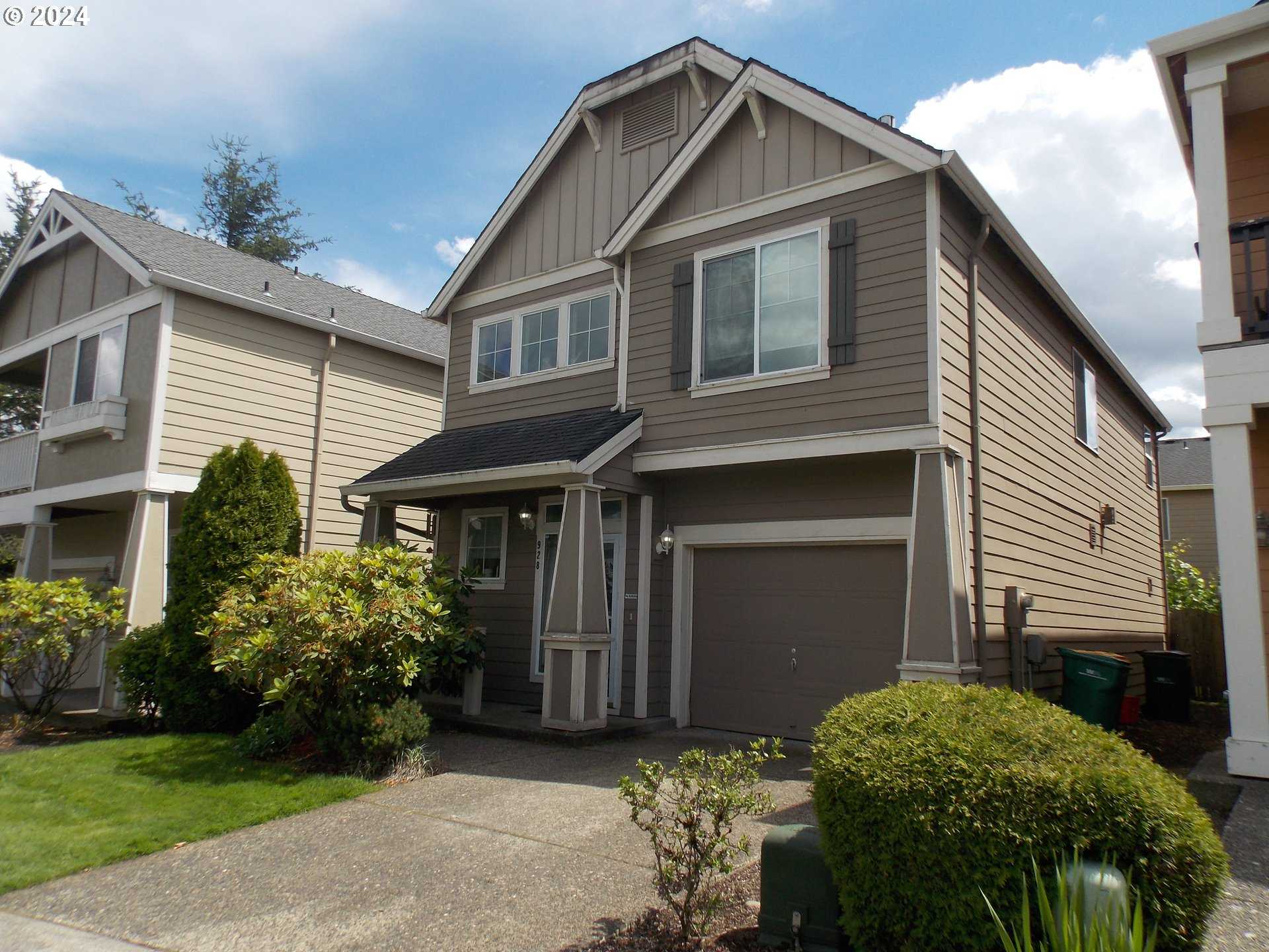 photo 1: 928 SW 17TH WAY, Troutdale OR 97060