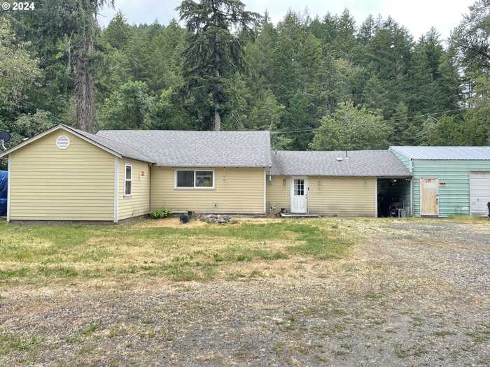 photo 2: 37674 ROW RIVER RD, Dorena OR 97434