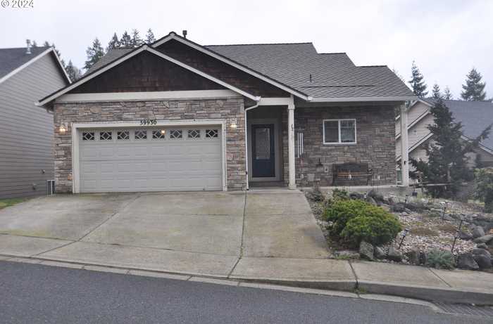 photo 1: 59930 ISABELLA LN, St Helens OR 97051