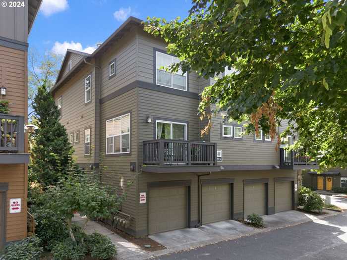 photo 1: 1140 SW 170TH AVE Unit 202, Beaverton OR 97003