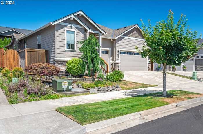 photo 2: 3739 SW 31ST ST, Gresham OR 97080