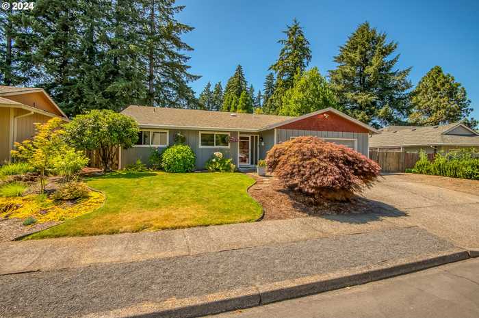 photo 1: 17335 SW CHEYENNE WAY, Tualatin OR 97062