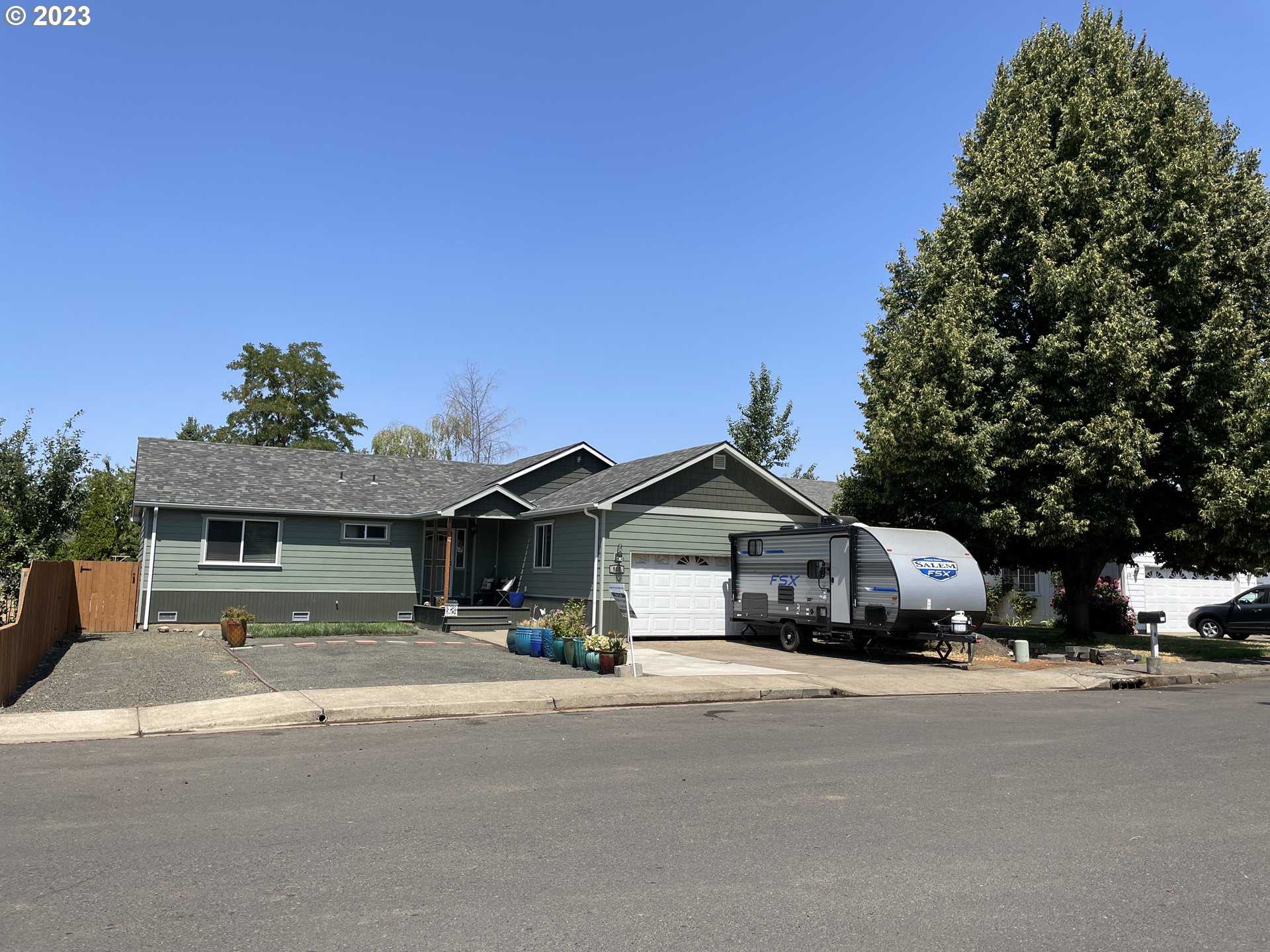 photo 1: 510 E 9TH AVE, Junction City OR 97448