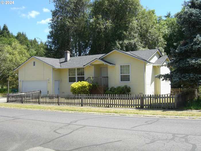 photo 1: 1223 HEATHER LN, Vernonia OR 97064