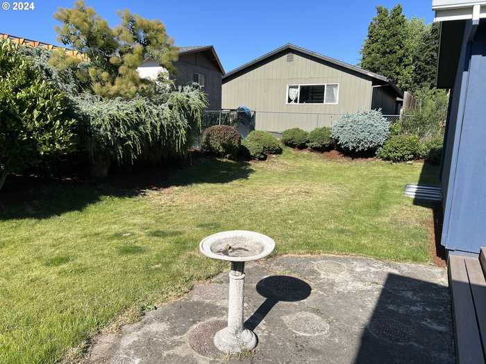 photo 15: 2445 E 15TH ST, The Dalles OR 97058