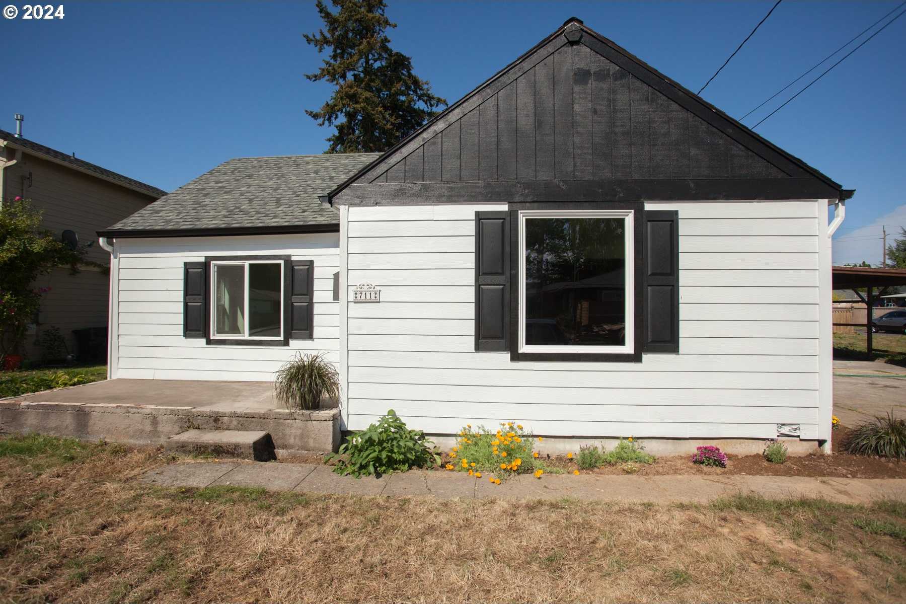 photo 3: 711 SE 5TH ST, Gresham OR 97080