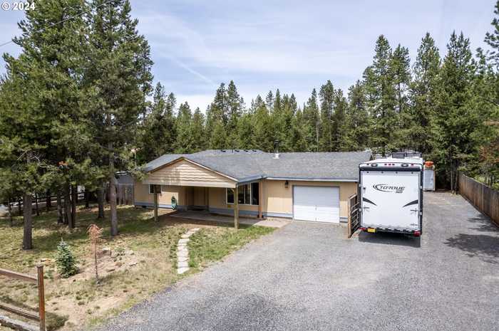 photo 1: 17460 GULL DR, Bend OR 97707