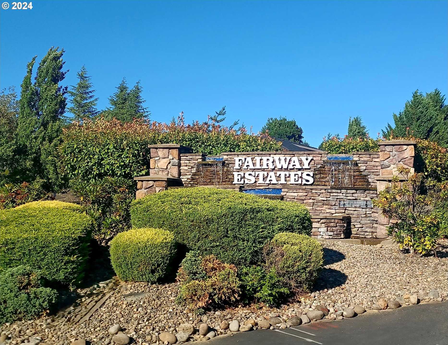 photo 1: 429 FAIRWAY ESTATES DR Unit 21, Sutherlin OR 97479