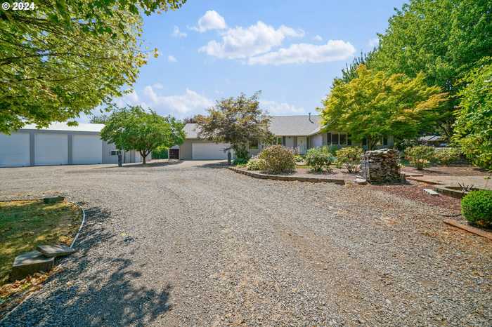 photo 1: 5200 MICHAEL LN, Turner OR 97392