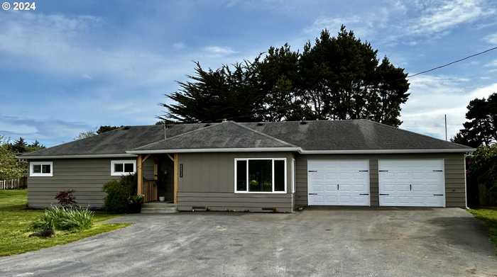 photo 1: 55260 ROSA RD, Bandon OR 97411