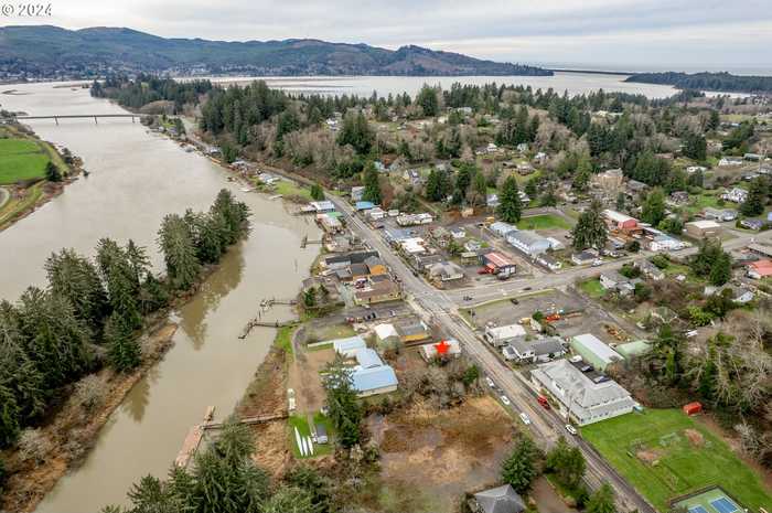 photo 15: 36045 7TH ST, Nehalem OR 97131