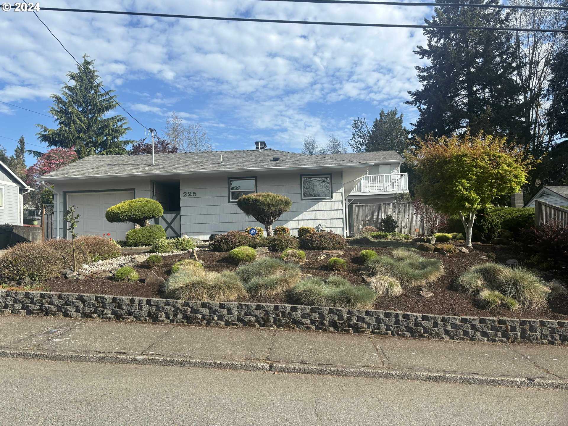 photo 1: 225 ALICE AVE, Salem OR 97302