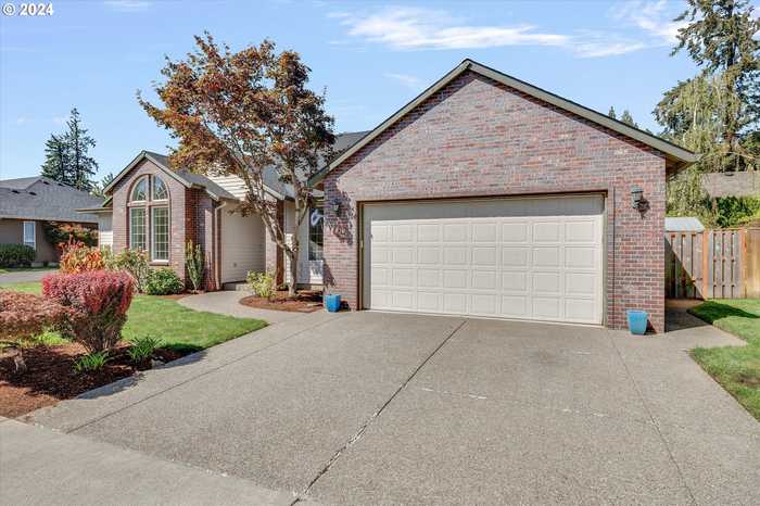 photo 2: 1420 NE 11TH AVE, Canby OR 97013