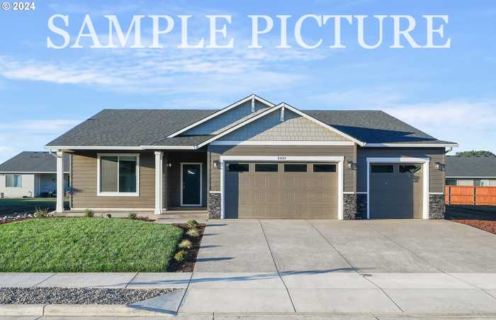 photo 1: 2390 NE Woodland WAY, Albany OR 97321