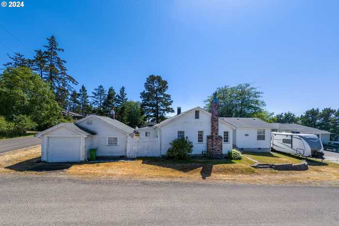 photo 1: 6405 TENT ST, Pacific City OR 97135