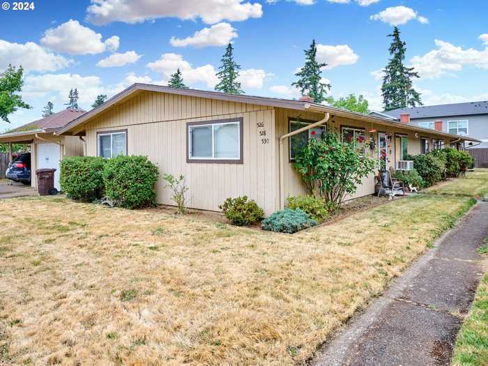 photo 1: 522 NE 16TH AVE, Canby OR 97013