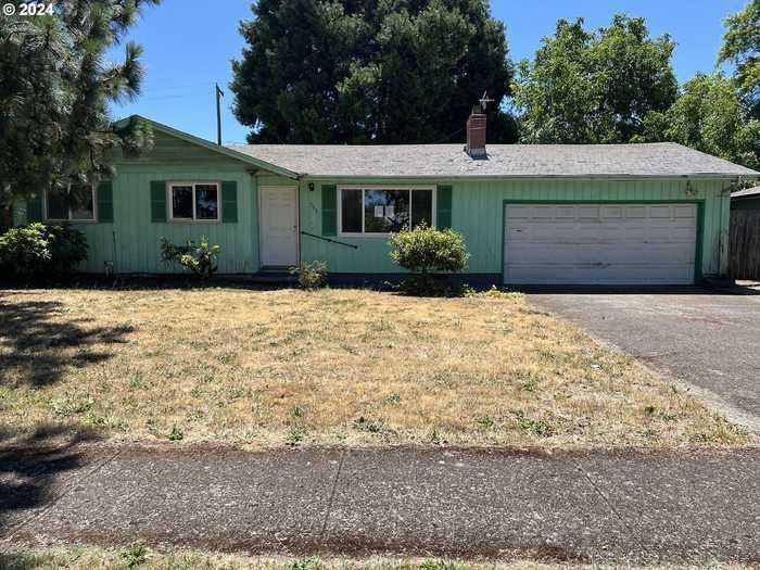 photo 1: 790 HATTON AVE, Eugene OR 97404