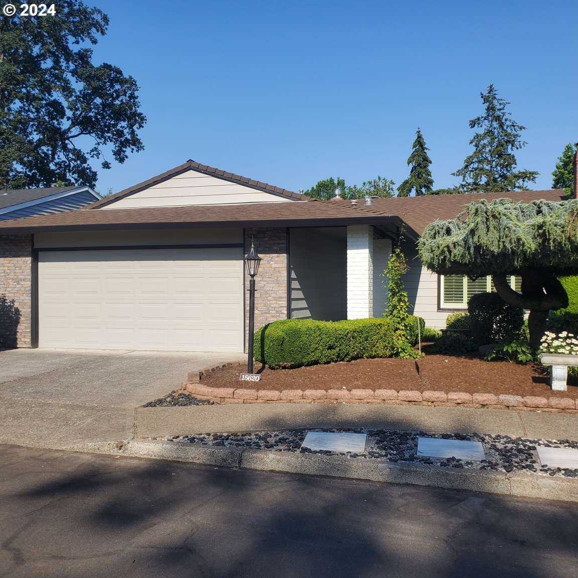 photo 1: 15620 SW ALDERBROOK DR, Portland OR 97224