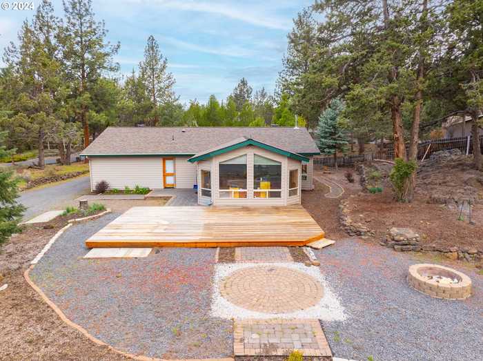 photo 1: 20868 KING HEZEKIAH WAY, Bend OR 97702