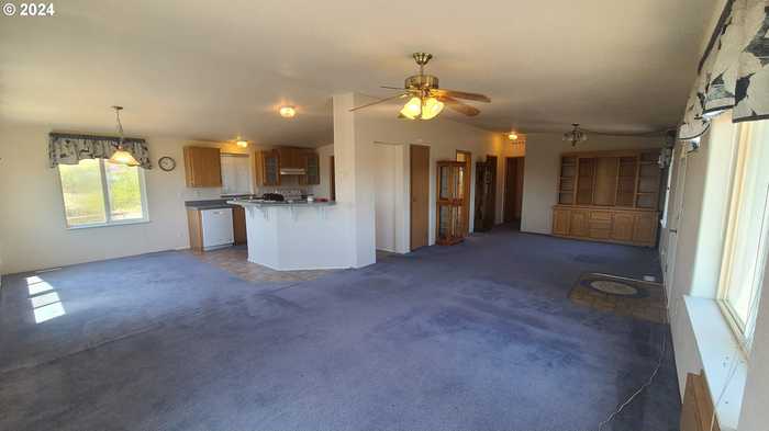 photo 2: 84940 CARLON LN, Summer Lake OR 97640