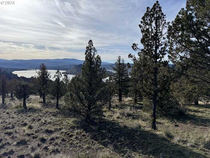 photo 2: 7732 SE BITTERROOT WAY, Prineville OR 97754