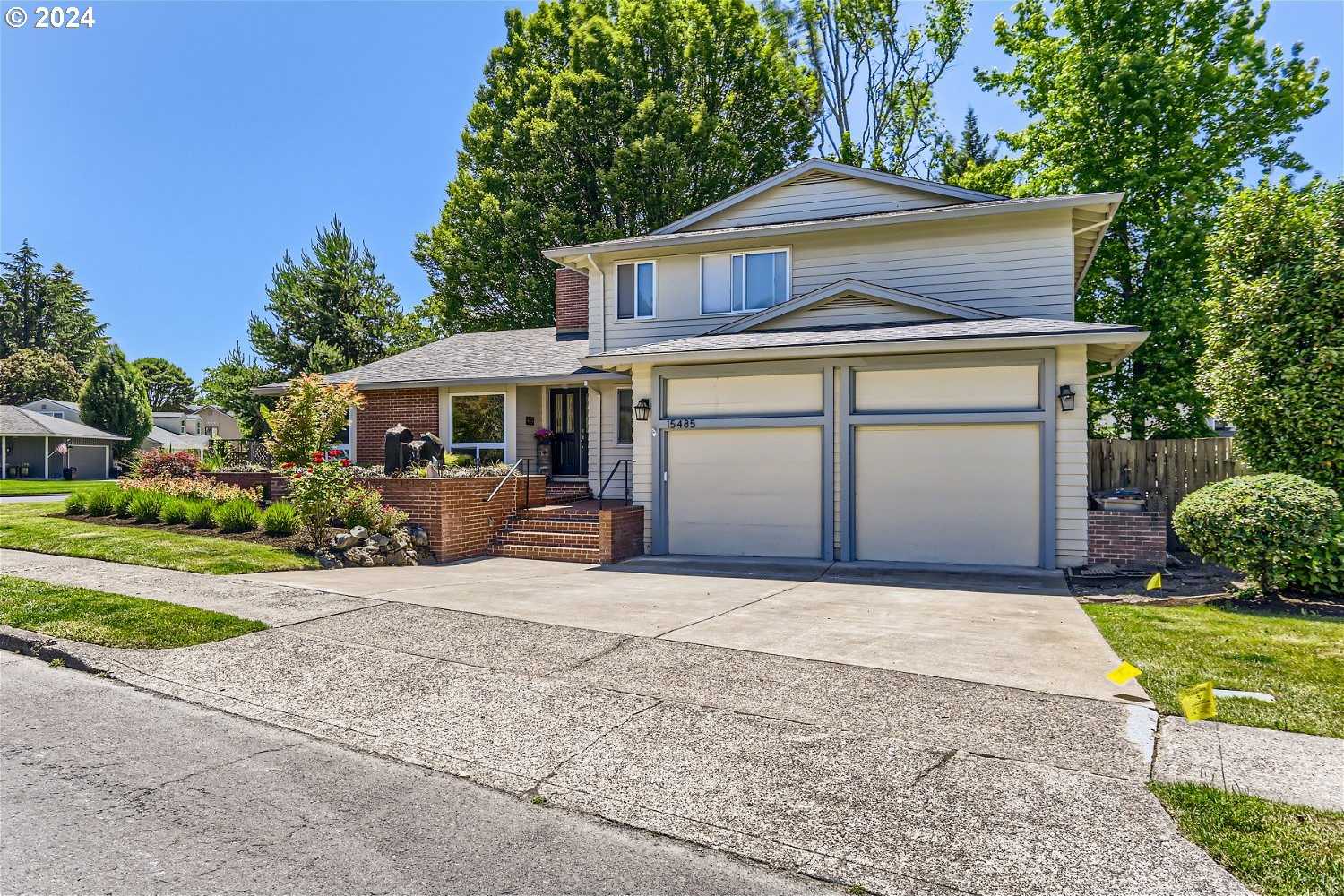 photo 2: 15485 NW NORWICH CIR, Beaverton OR 97006