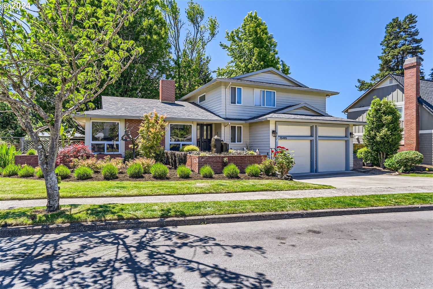 photo 3: 15485 NW NORWICH CIR, Beaverton OR 97006