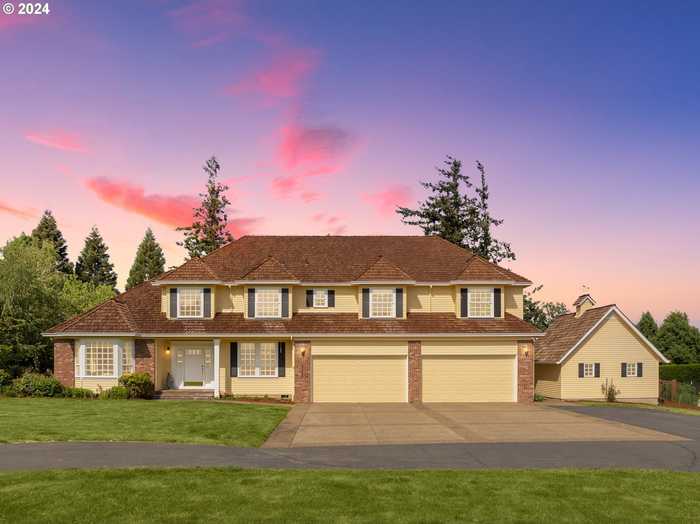 photo 2: 1136 ROSEMONT RD, West Linn OR 97068