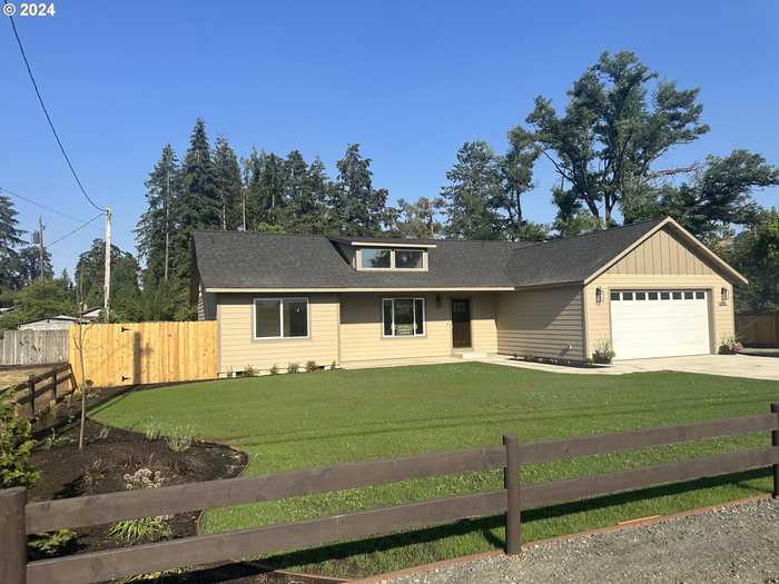 photo 1: 92061 MAPLE LN, Springfield OR 97478