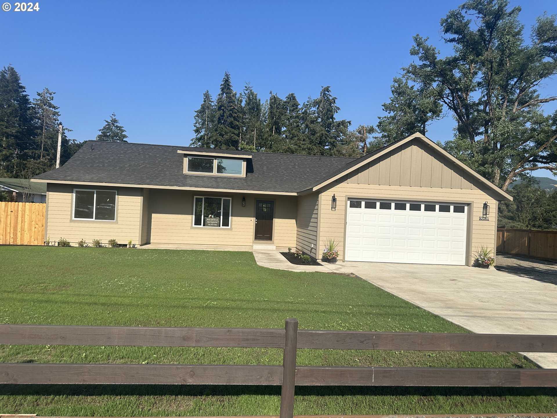 photo 2: 92061 MAPLE LN, Springfield OR 97478