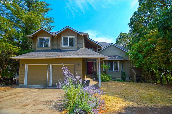 photo 1: 2364 NW MASER DR, Corvallis OR 97330