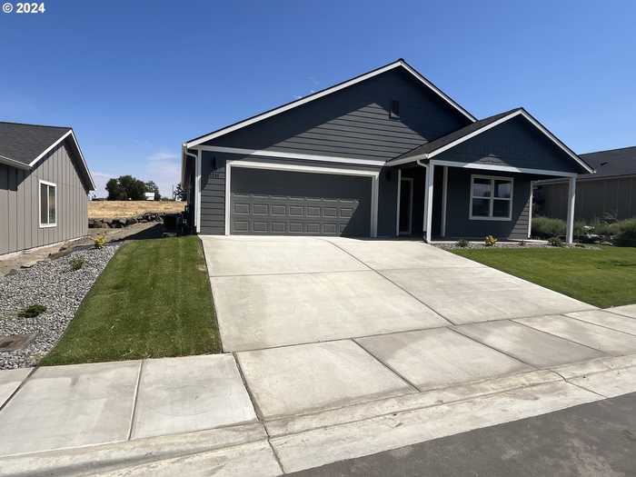 photo 32: 1241 SE 9th ST Unit Lot #8, Hermiston OR 97838