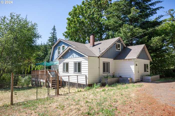 photo 1: 4380 Dee HWY, Hood River OR 97031