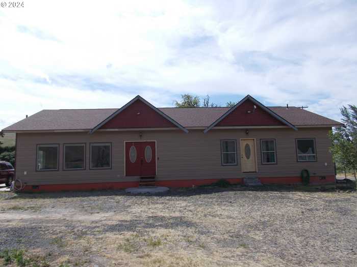 photo 1: 41475 BIRCH CREEK RD, Pendleton OR 97801