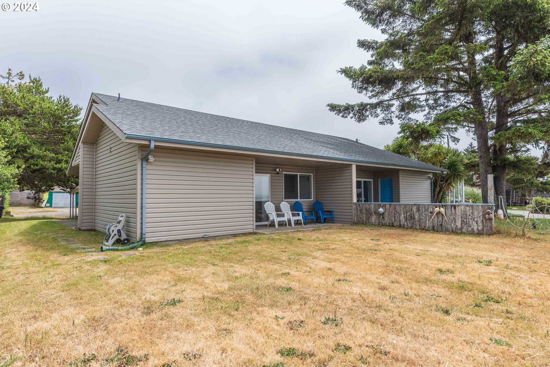 photo 3: 64744 WYGANT RD, Coos Bay OR 97420