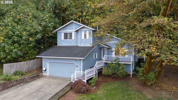 photo 1: 1611 HEATHER LN, Vernonia OR 97064