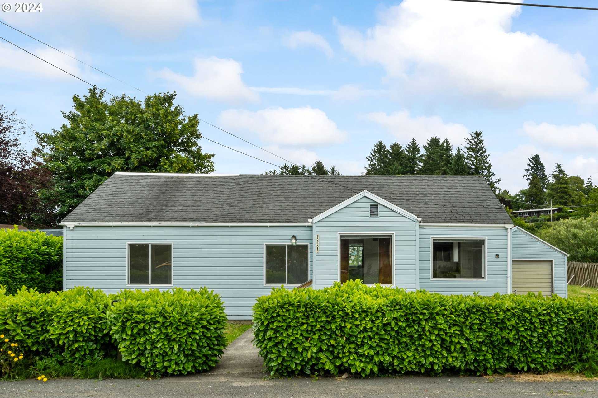 photo 1: 92165 CLOVER RD, Astoria OR 97103