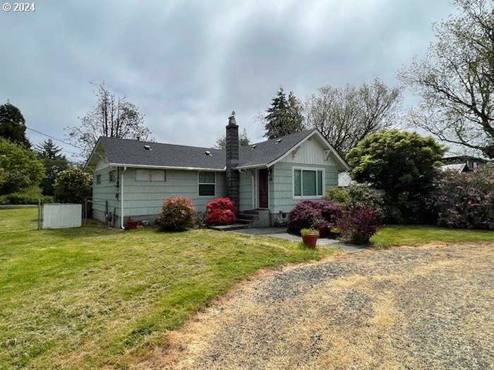 photo 1: 878 NW WARRENTON DR, Warrenton OR 97146