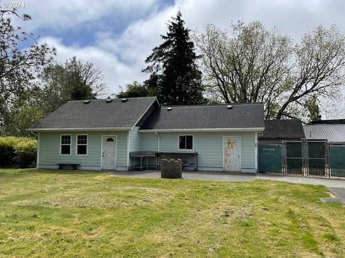 photo 2: 878 NW WARRENTON DR, Warrenton OR 97146