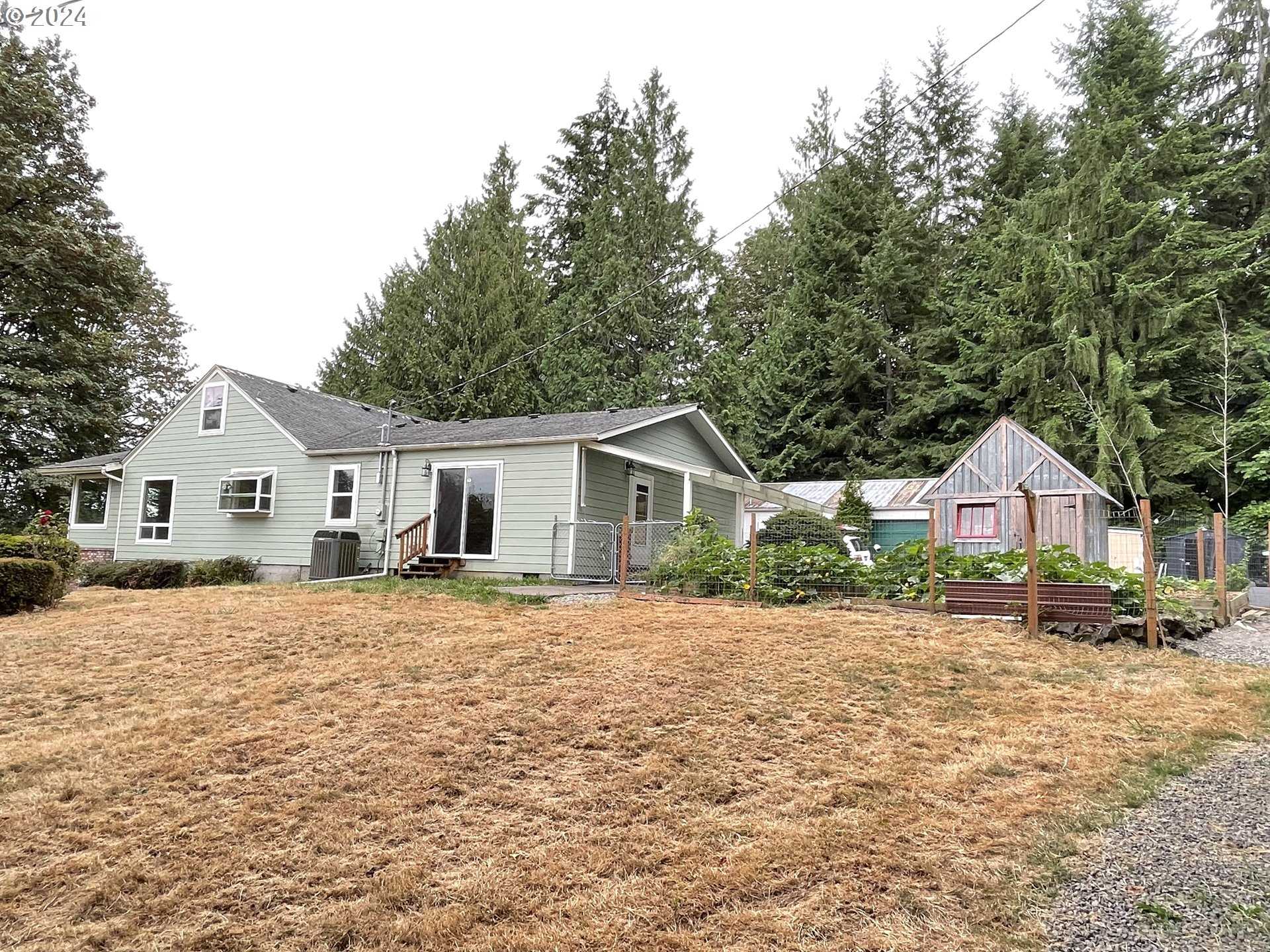 photo 2: 74785 FERN HILL RD, Rainier OR 97048