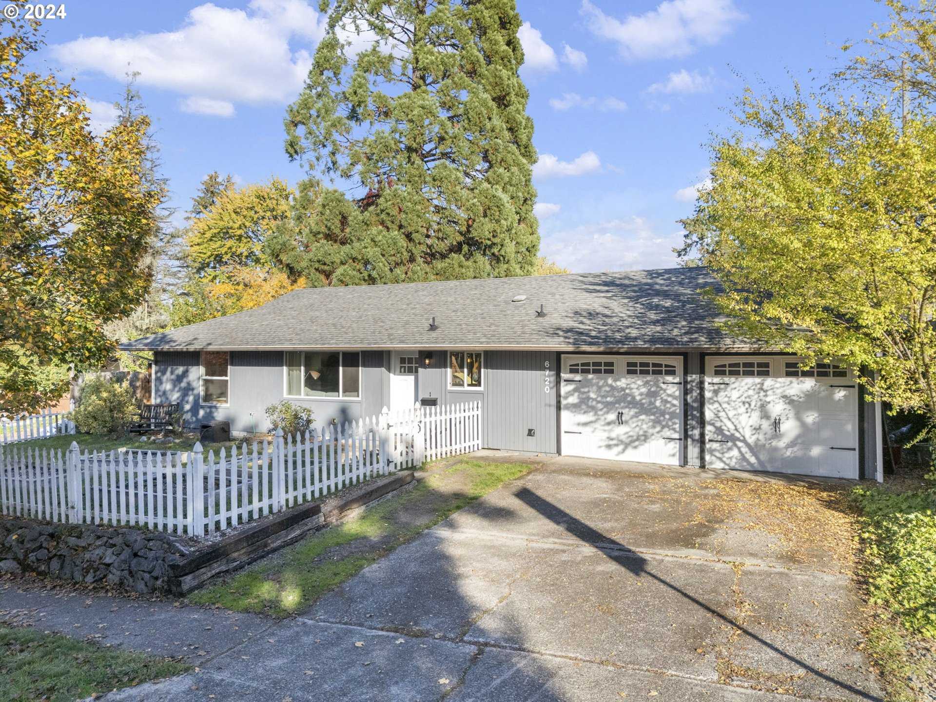 photo 1: 6720 SW WILSON AVE, Beaverton OR 97008