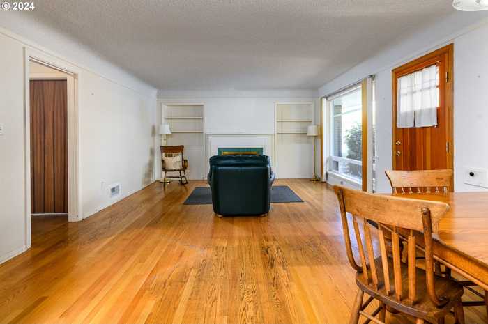 photo 2: 505 515 SE 62ND AVE, Portland OR 97215