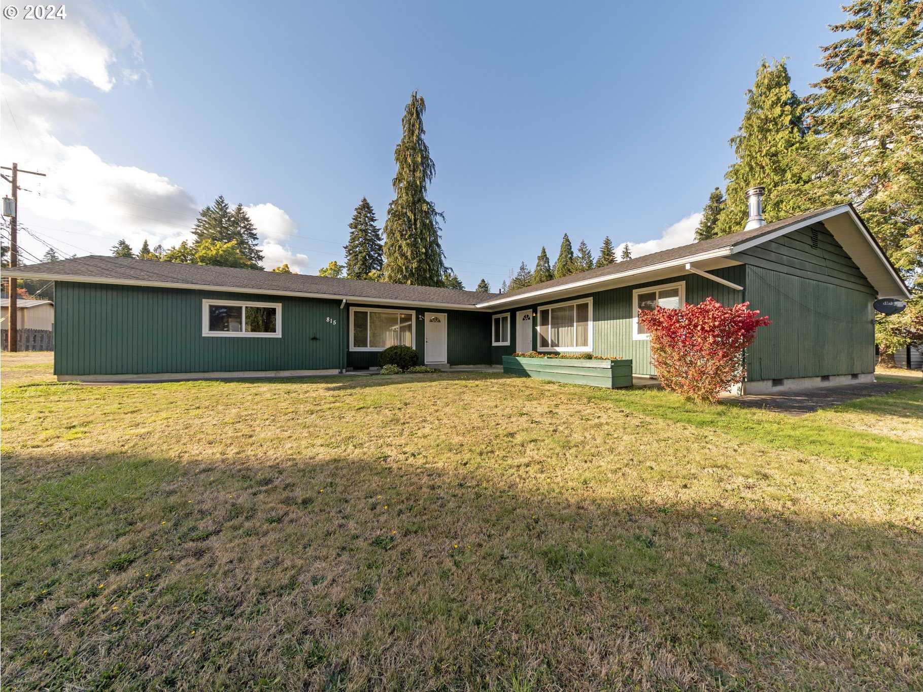 photo 1: 815 Missouri AVE, Vernonia OR 97064