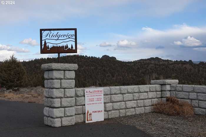 photo 2: 10021 SE SUNDOWN LN Unit 1, Prineville OR 97754