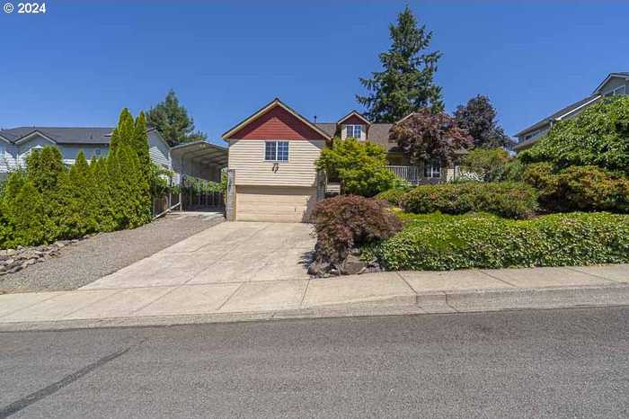 photo 1: 1823 Berndt Hill DR S, Salem OR 97302