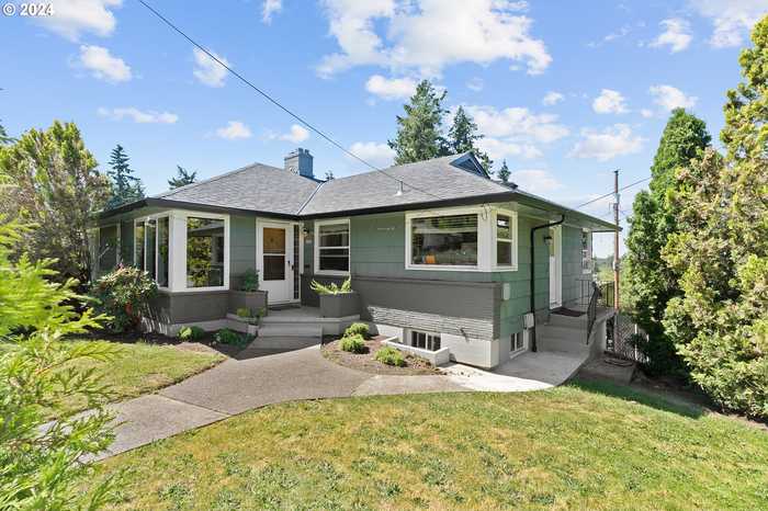 photo 1: 6739 6741 E BURNSIDE ST, Portland OR 97215