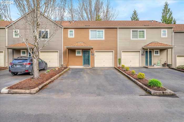 photo 1: 7163 SW SAGERT ST Unit 105, Tualatin OR 97062