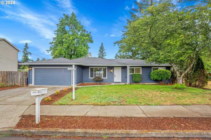 photo 1: 13055 SE CORA ST, Portland OR 97236